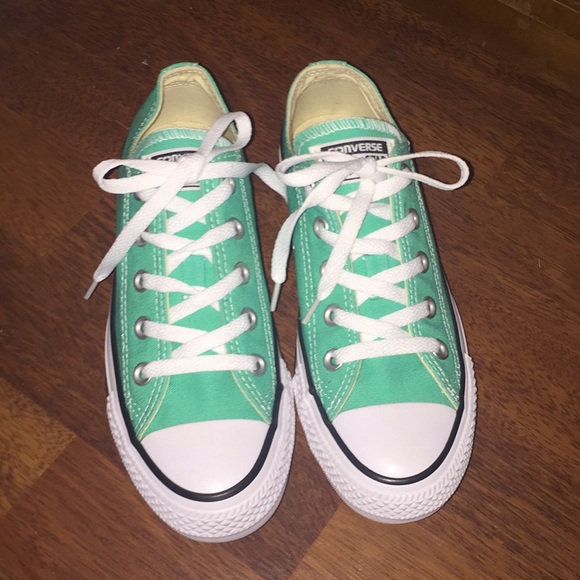 Converse Shoes - SOLD!! Converse All Star sneakers women’s size 6